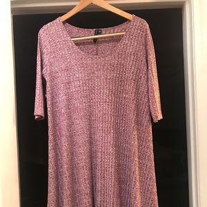 Crimson and white Marled shark tooth hem tunic